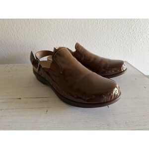 Revitalign Ventura Patent Leather Clog Women's Orthotic Shoe US 10 B Brown